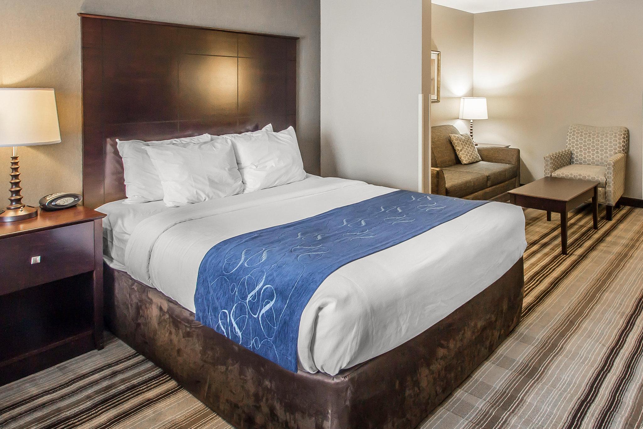 Comfort Suites Hudson I-94 Экстерьер фото