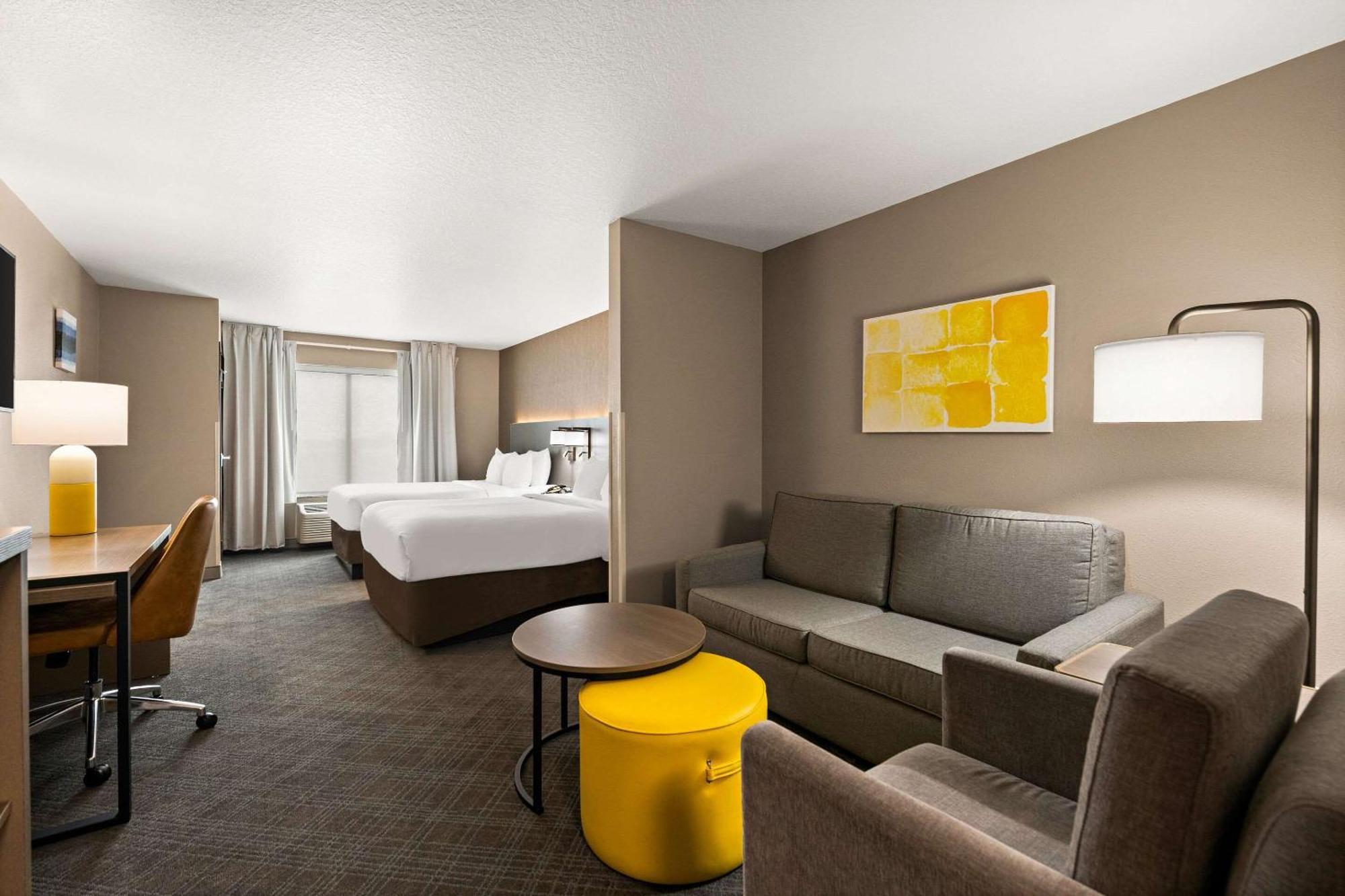 Comfort Suites Hudson I-94 Экстерьер фото