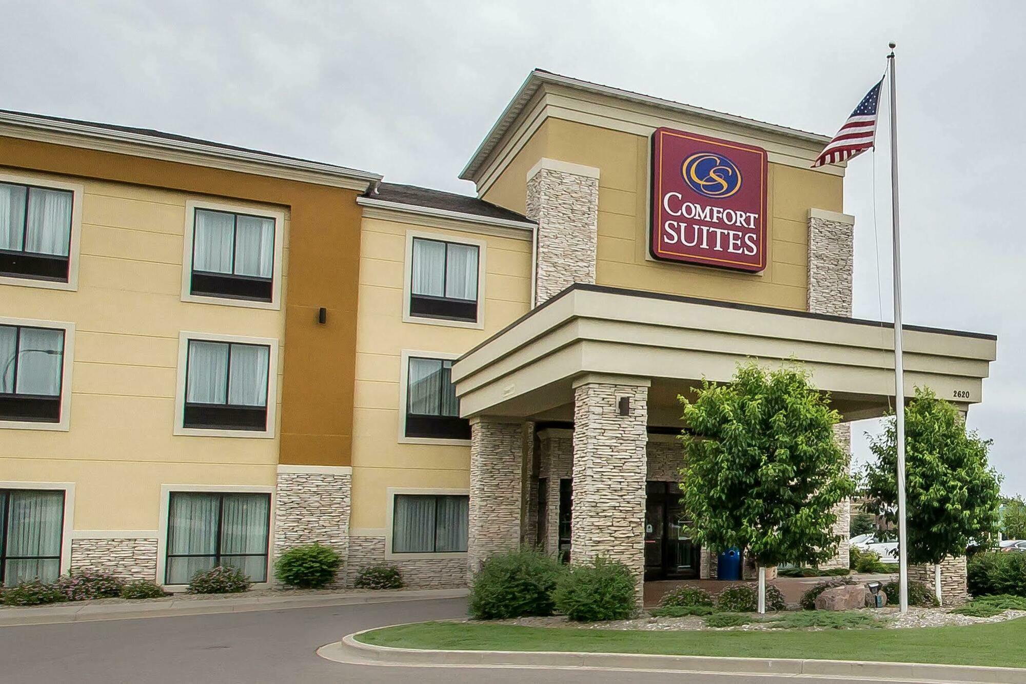 Comfort Suites Hudson I-94 Экстерьер фото
